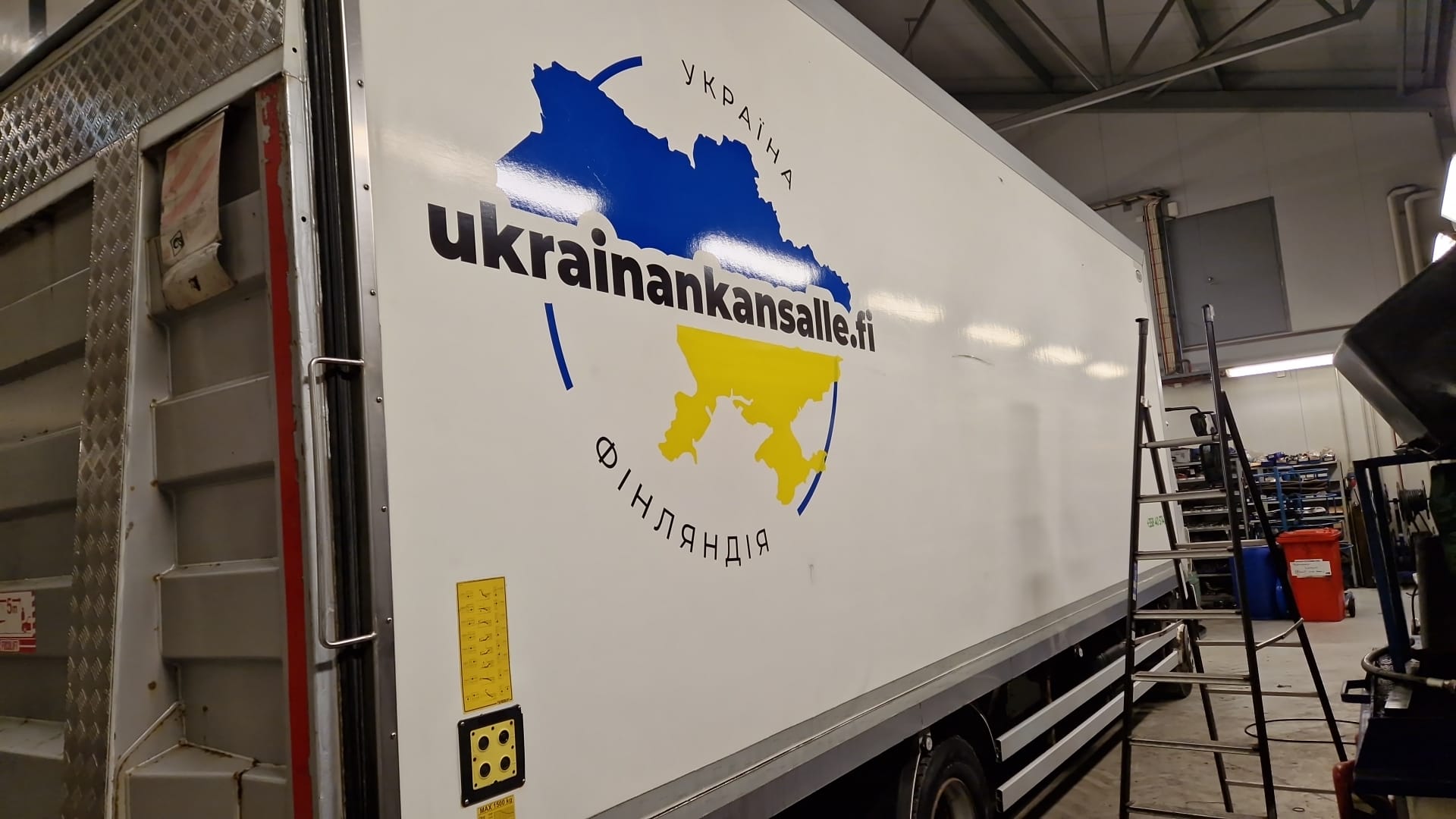 Jouluiloa Ukrainaan kahdella autolla – Kiitos jokaiselle auttajalle!