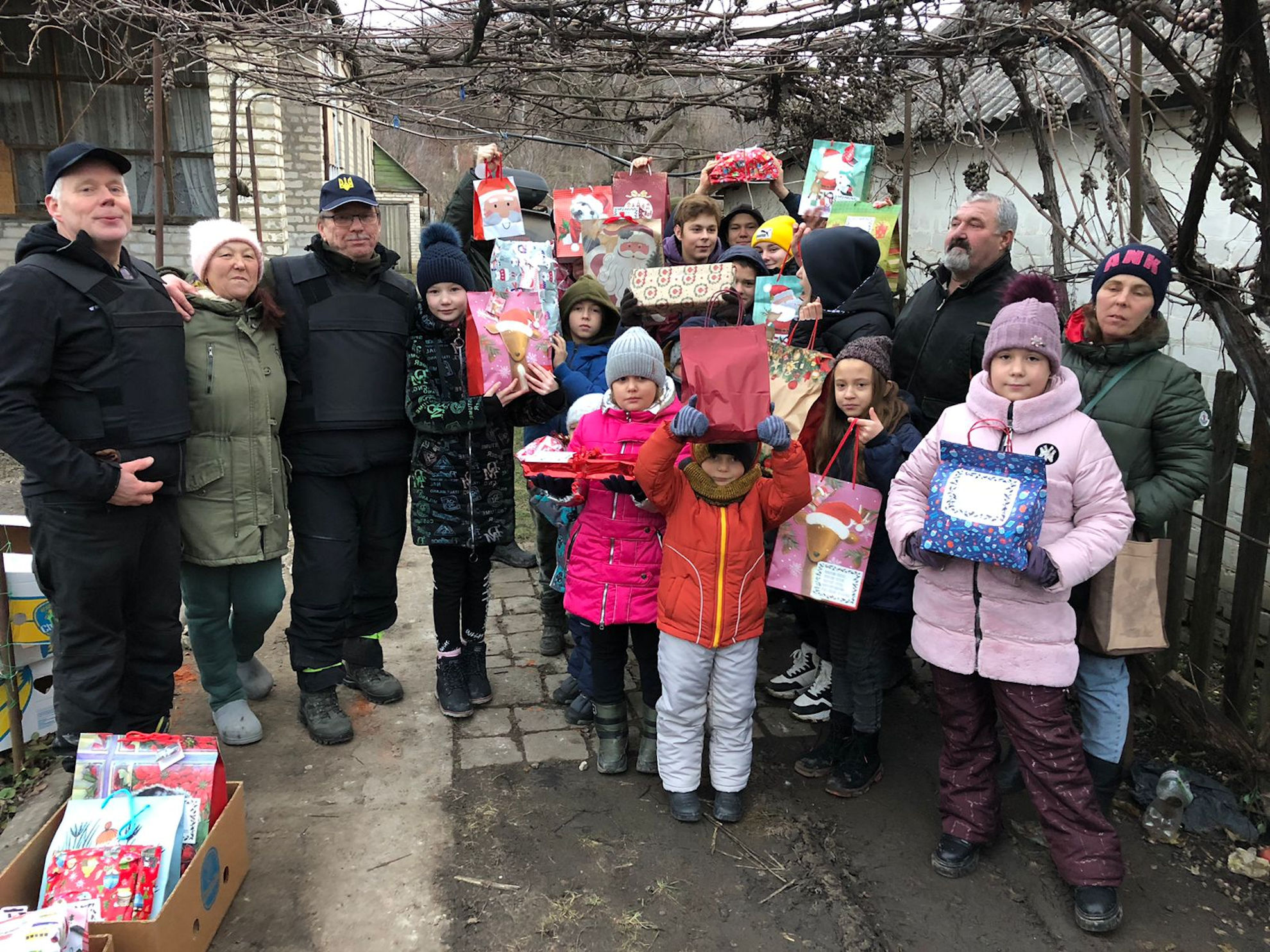 Pikamatka Ukrainaan vaihtui avustusmatkaksi etulinjan Kupjanskiin